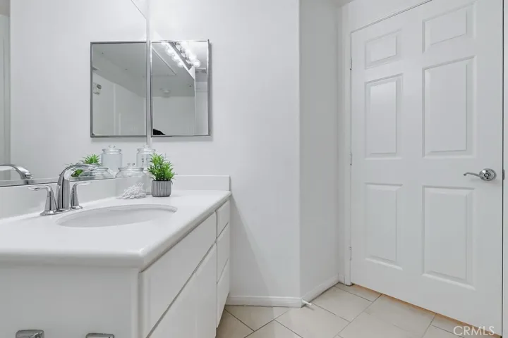 13075 Pacific Promenade Place 115, Playa Vista, California 90094