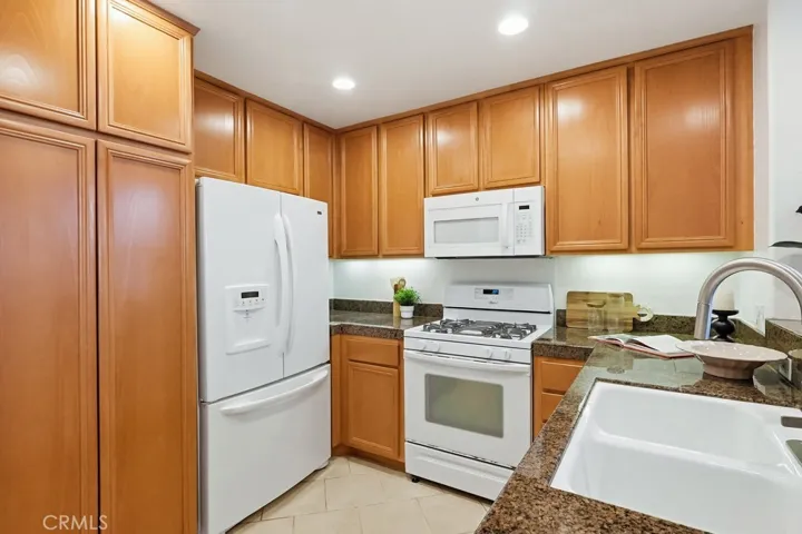13075 Pacific Promenade Place 115, Playa Vista, California 90094