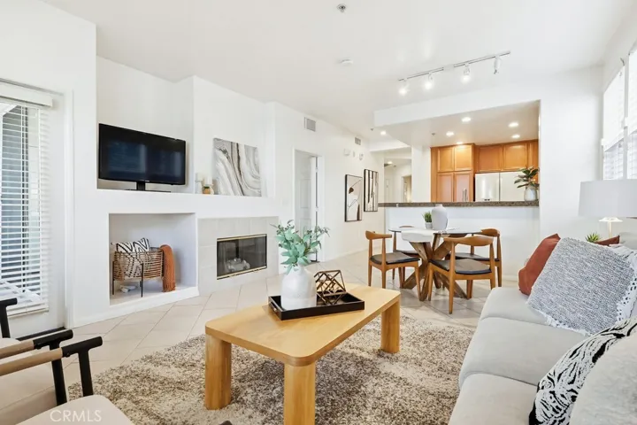 13075 Pacific Promenade Place 115, Playa Vista, California 90094