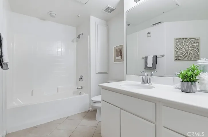 13075 Pacific Promenade Place 115, Playa Vista, California 90094
