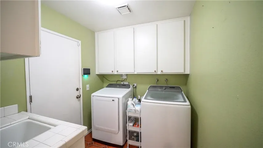 1838 Via Arroyo, La Verne, California 91750