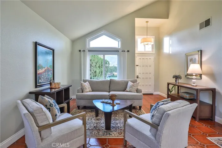 1838 Via Arroyo, La Verne, California 91750