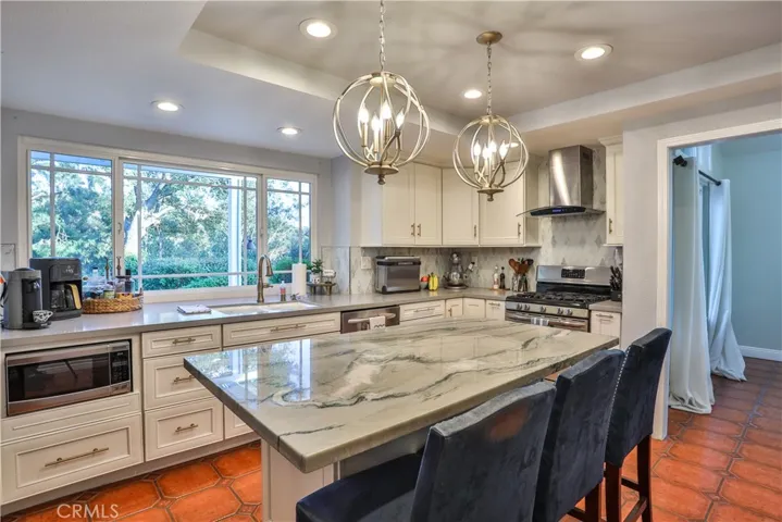 1838 Via Arroyo, La Verne, California 91750