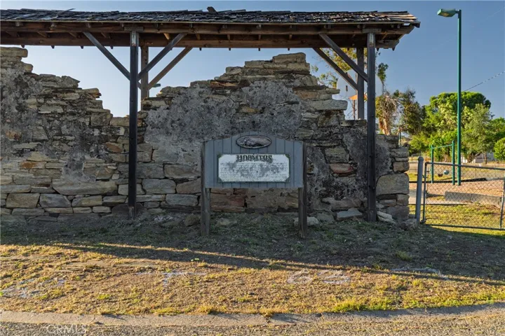 7428 Hornitos Road, Hornitos, California 95325
