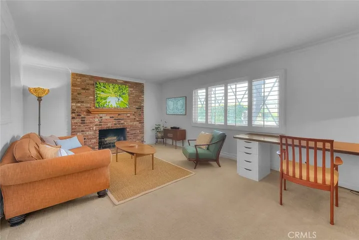 1517 E 19th, Santa Ana, California 92705