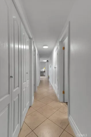 1517 E 19th, Santa Ana, California 92705