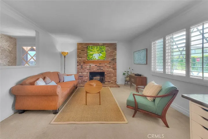 1517 E 19th, Santa Ana, California 92705