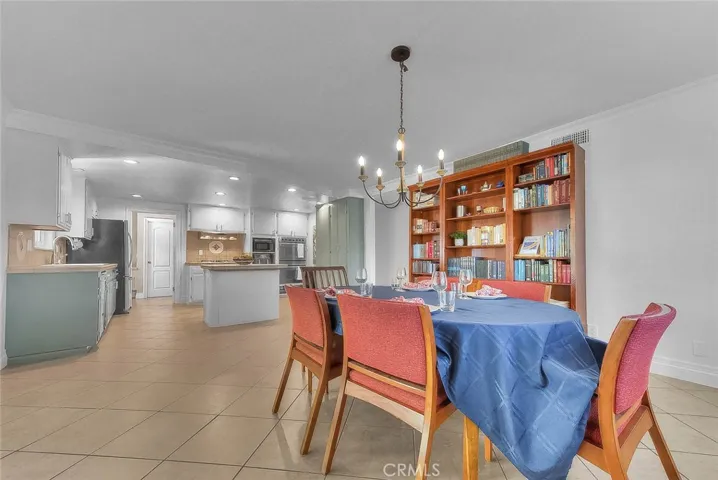1517 E 19th, Santa Ana, California 92705