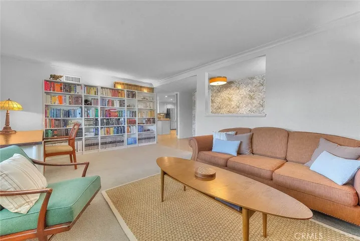 1517 E 19th, Santa Ana, California 92705