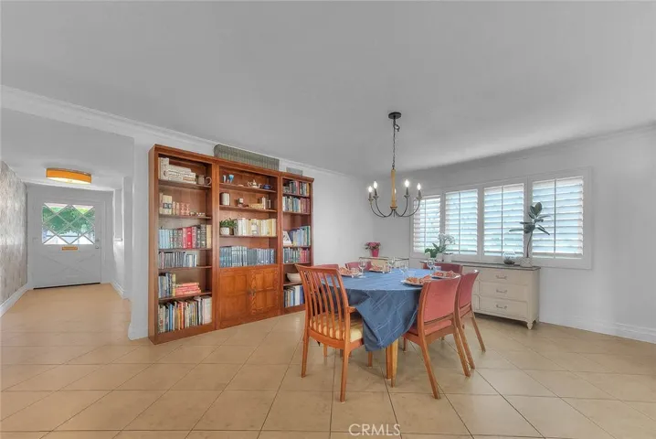 1517 E 19th, Santa Ana, California 92705