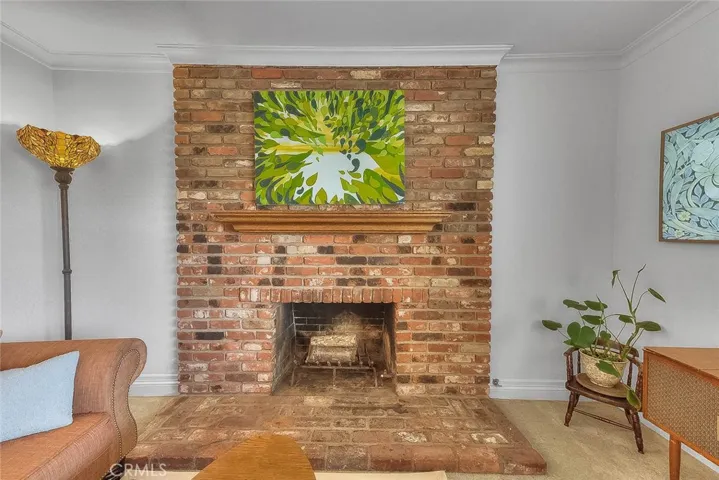 1517 E 19th, Santa Ana, California 92705