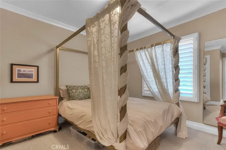 1517 E 19th, Santa Ana, California 92705