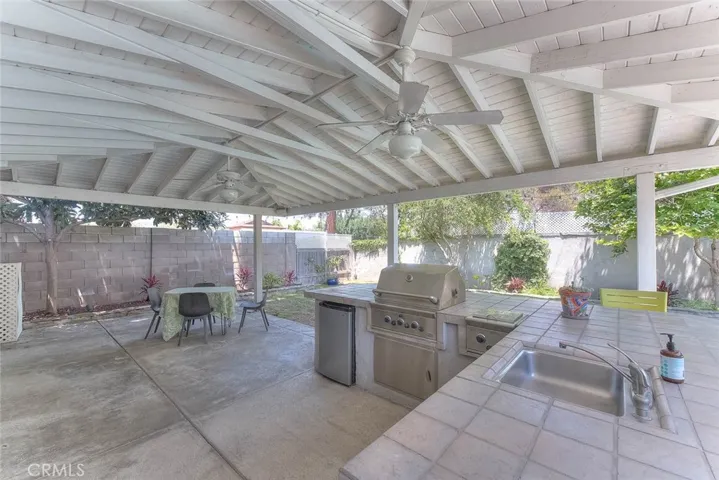 1517 E 19th, Santa Ana, California 92705