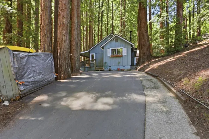 16730 Laurel Road, Los Gatos, California 95033
