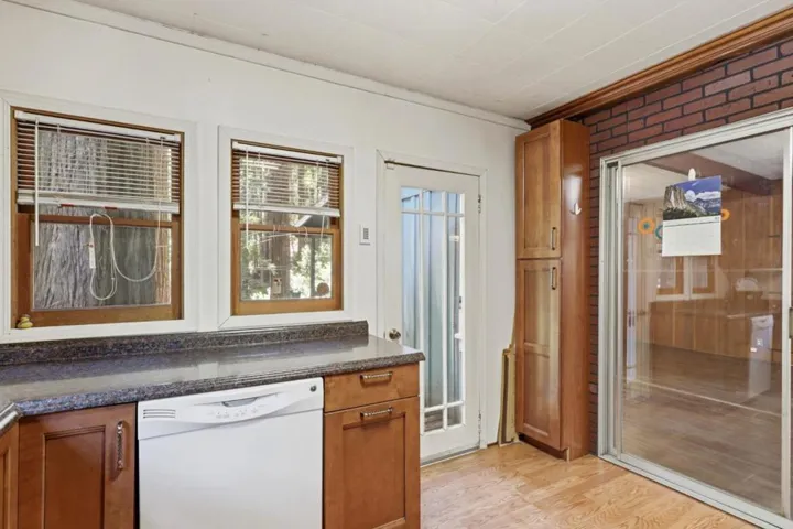 16730 Laurel Road, Los Gatos, California 95033