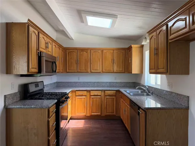 18249 E Gladstone Street, Azusa, California 91702