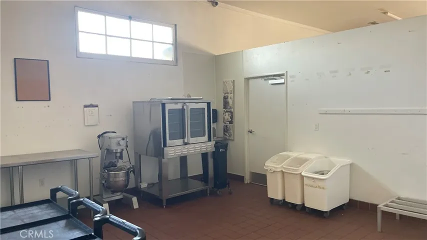 1050 S Santa Fe, Vista, California 92084