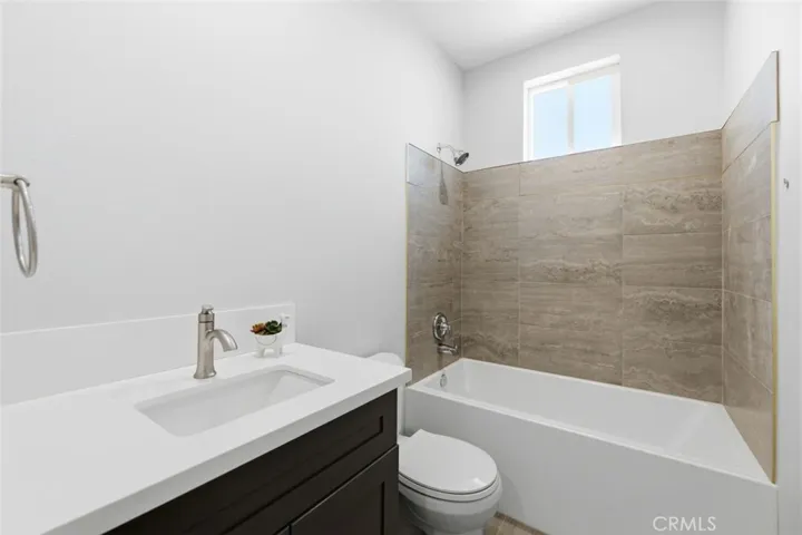 40525 174th E, Lancaster, California 93535