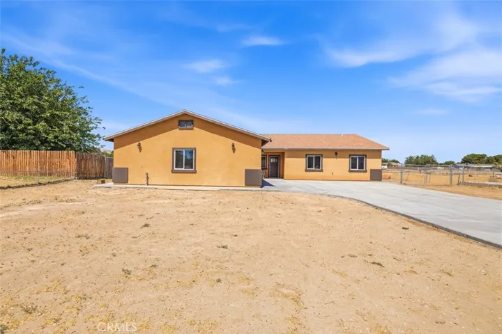 40525 174th E, Lancaster, California 93535