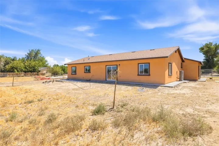 40525 174th E, Lancaster, California 93535