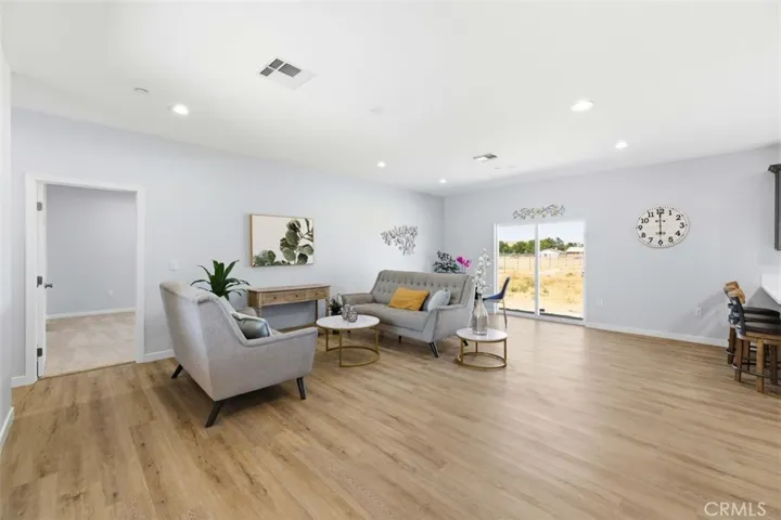 40525 174th E, Lancaster, California 93535