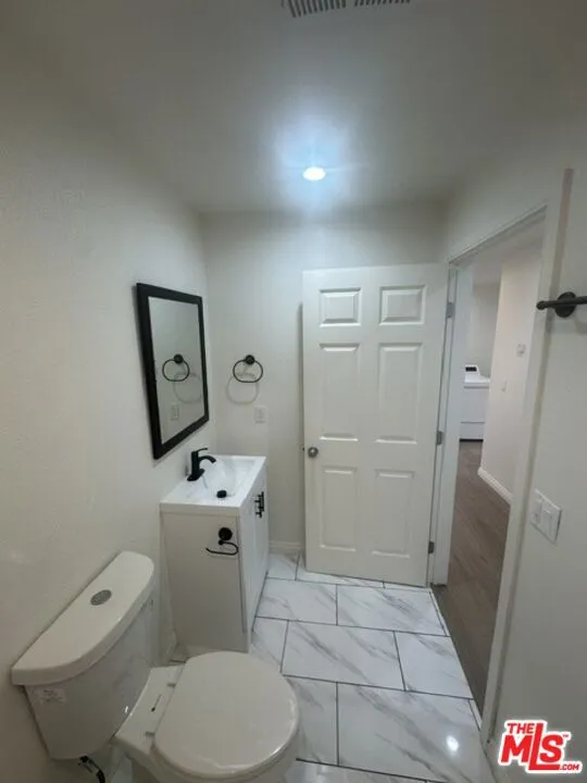Upstairs Bathroom #2
