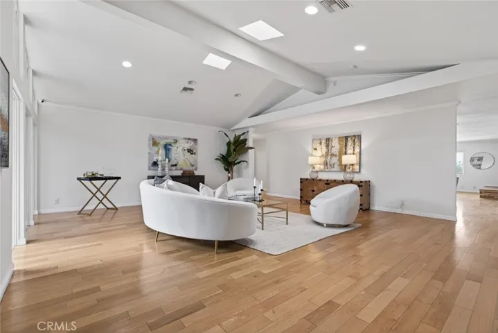 4809 Lowell Avenue, La Crescenta, California 91214 — photo 5