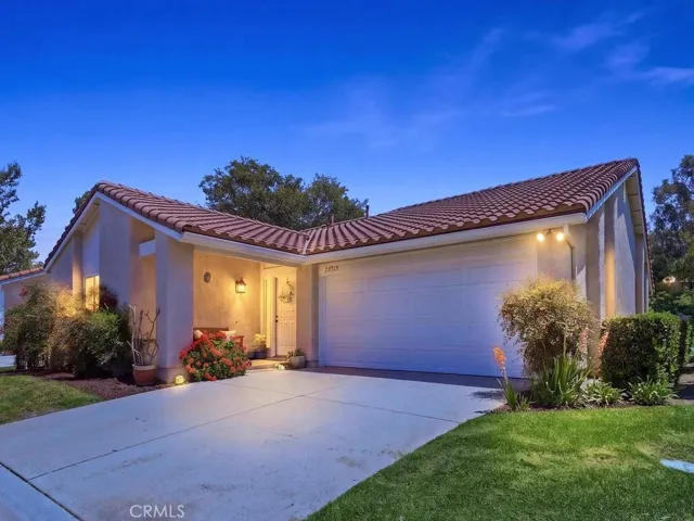 Detached Single Level Home