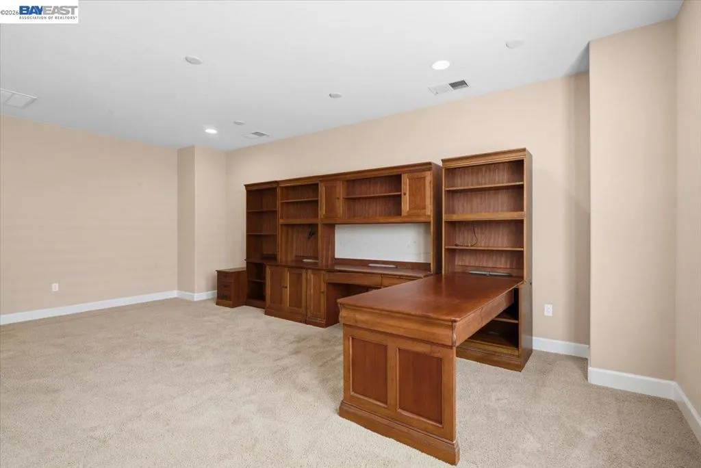 Furniture does not stay