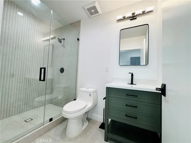 Gorgeous bathroom with roomy walk in shower