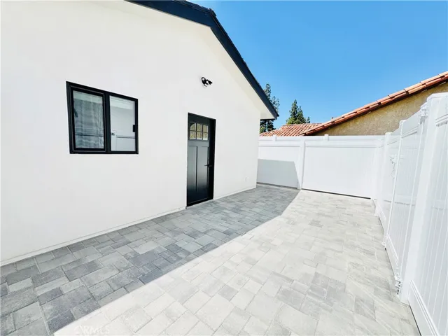 Beautiful Paved Patio