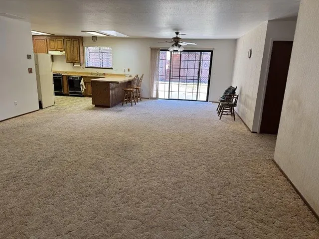 6443 Tustin Road, Salinas, California 93907