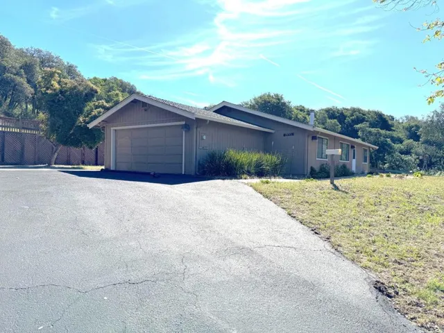 6443 Tustin Road, Salinas, California 93907