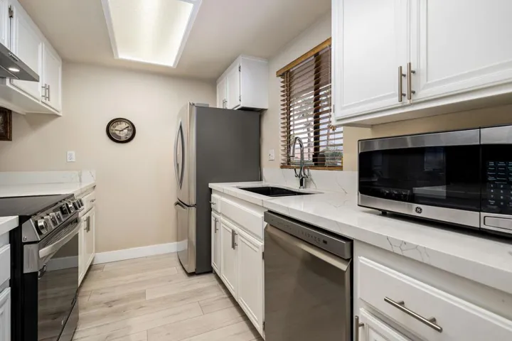 19-web-or-mls-JAPreston_OPMG_0226_019