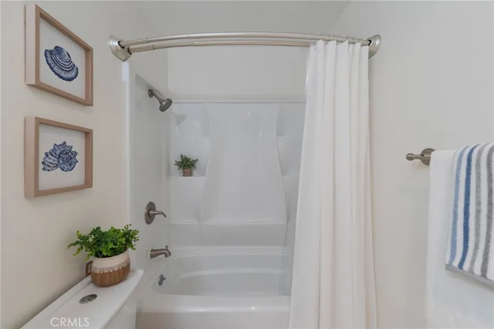Tub/Shower combo
