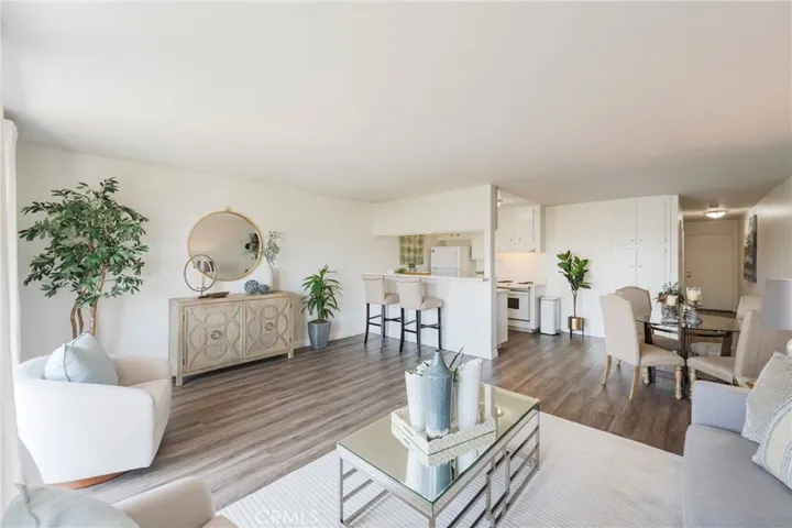 Spacious Great Room