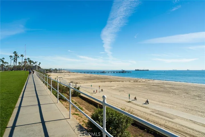 Broad walk