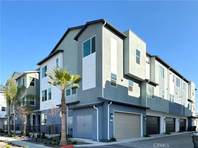 311 N Standard Avenue, Santa Ana, California 92701