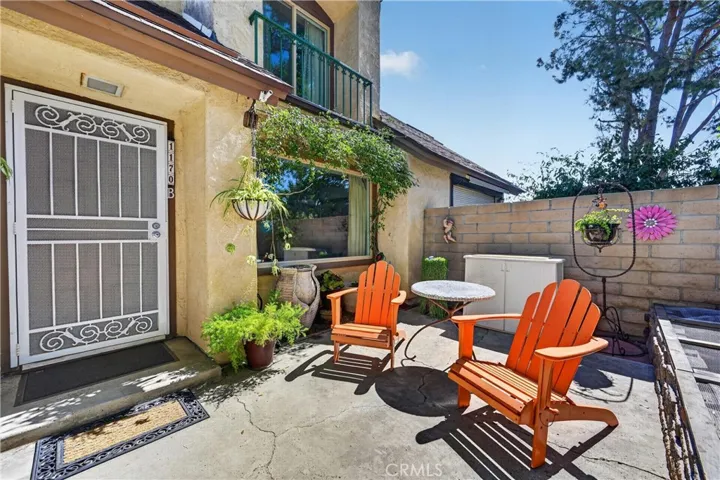 Front patio with room to relax