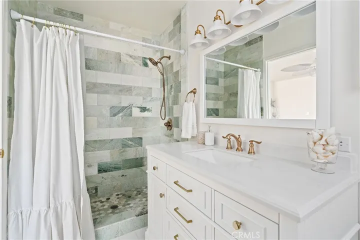 Updated Primary Bathroom