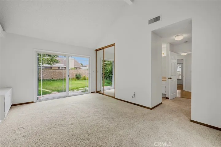 25803 Mendoza, Valencia, California 91355