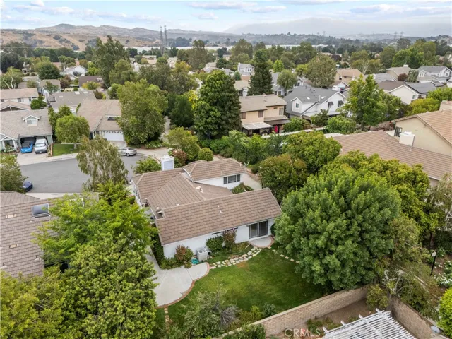 25803 Mendoza, Valencia, California 91355