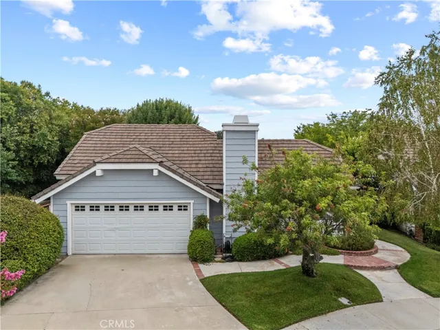 25803 Mendoza, Valencia, California 91355