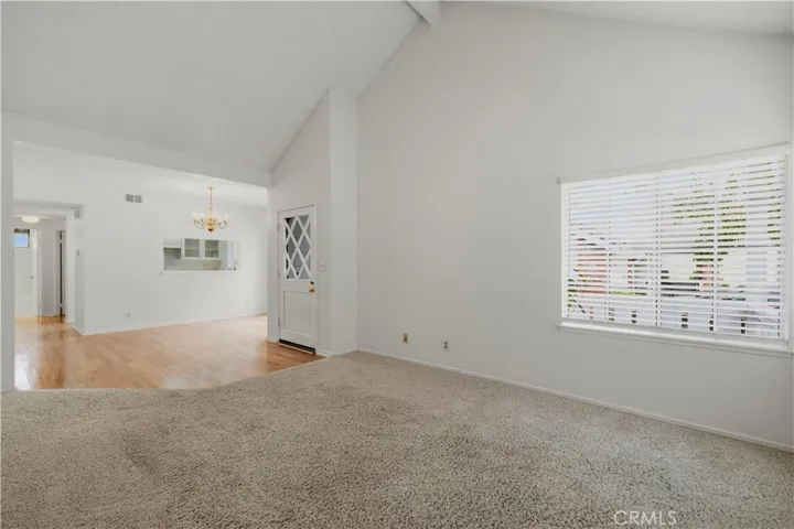 25803 Mendoza, Valencia, California 91355