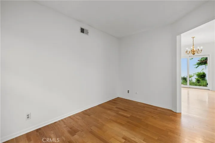 25803 Mendoza, Valencia, California 91355