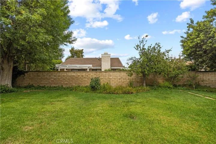 25803 Mendoza, Valencia, California 91355