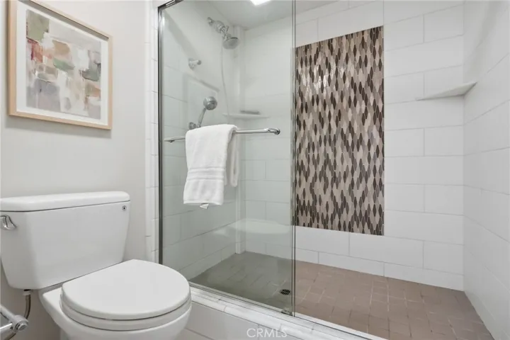 Jak-in-Jill bathroom walk-in shower