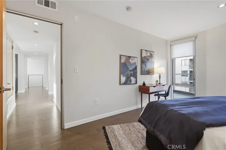 Main level large flex bedroom