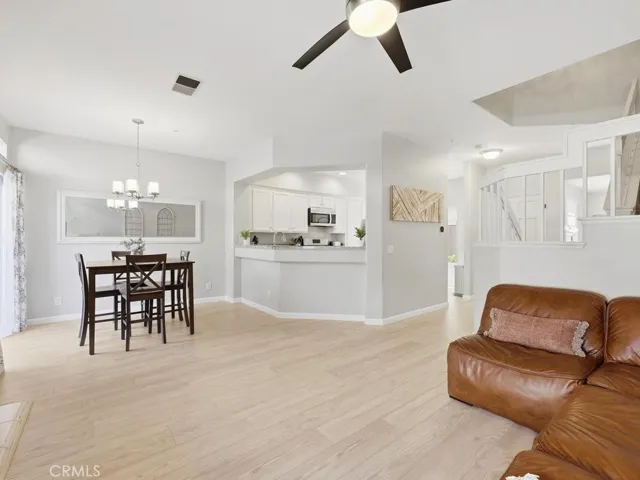 Spacious feeling, light and bright!