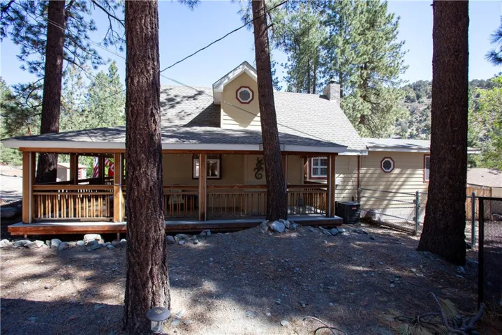5881 Lone Pine Canyon, Wrightwood, California 92397